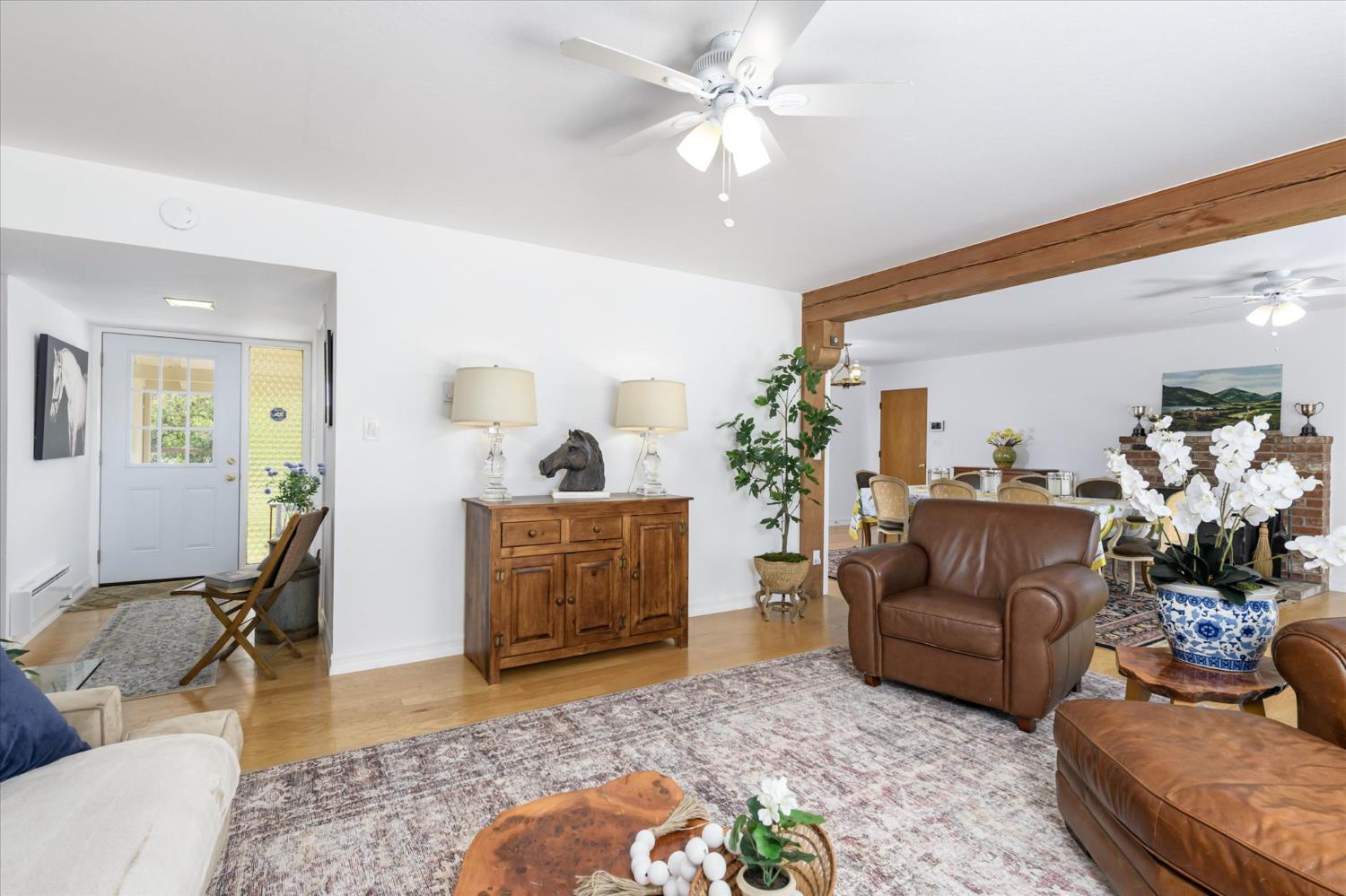 Detail Gallery Image 12 of 56 For 25233 County Road 96, Davis,  CA 95616 - 4 Beds | 2 Baths