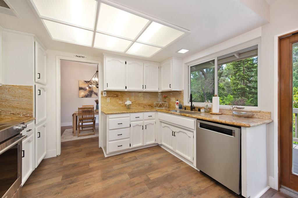 Detail Gallery Image 22 of 58 For 6895 Country Ct, Granite Bay,  CA 95746 - 4 Beds | 3 Baths