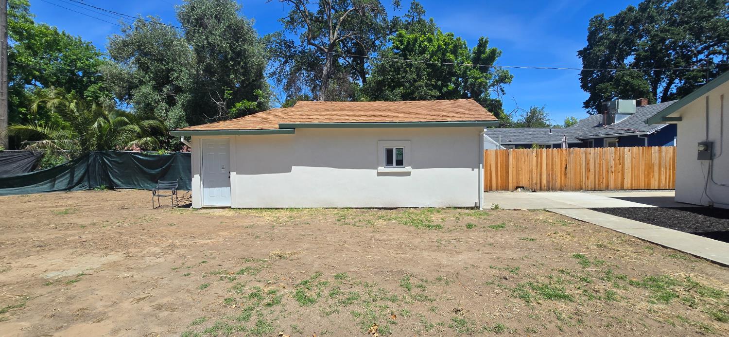 Detail Gallery Image 57 of 59 For 3129 Judah St, Sacramento,  CA 95815 - 2 Beds | 2 Baths