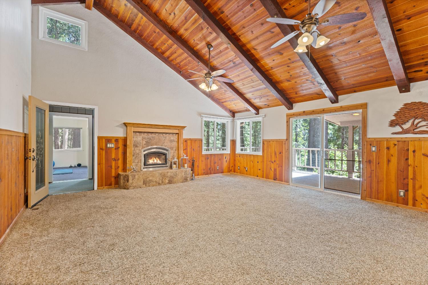 Detail Gallery Image 19 of 98 For 19163 Scotts Flat, Nevada City,  CA 95959 - 5 Beds | 5 Baths