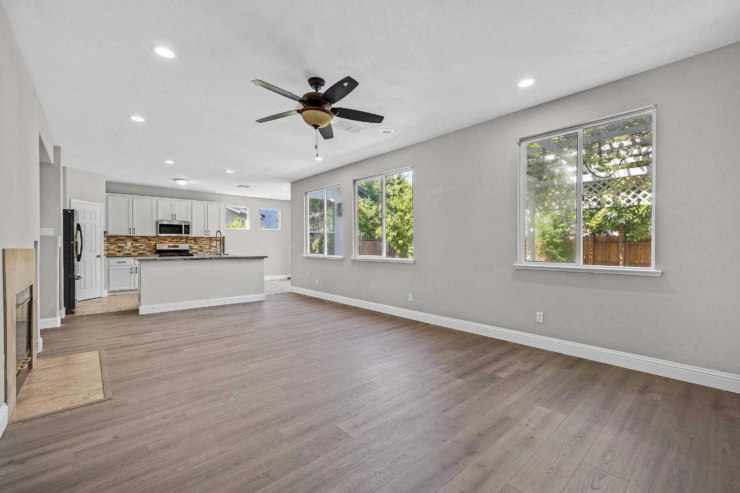 Detail Gallery Image 14 of 40 For 2963 Rugby Ct, Tracy,  CA 95377 - 5 Beds | 3 Baths
