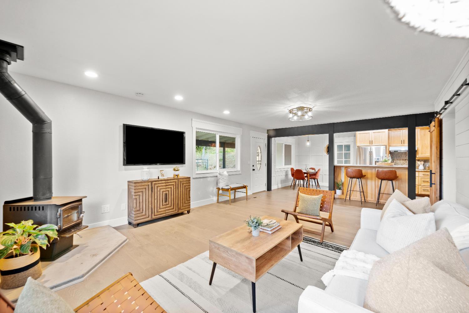 Topside Drive, Auburn, California image 2
