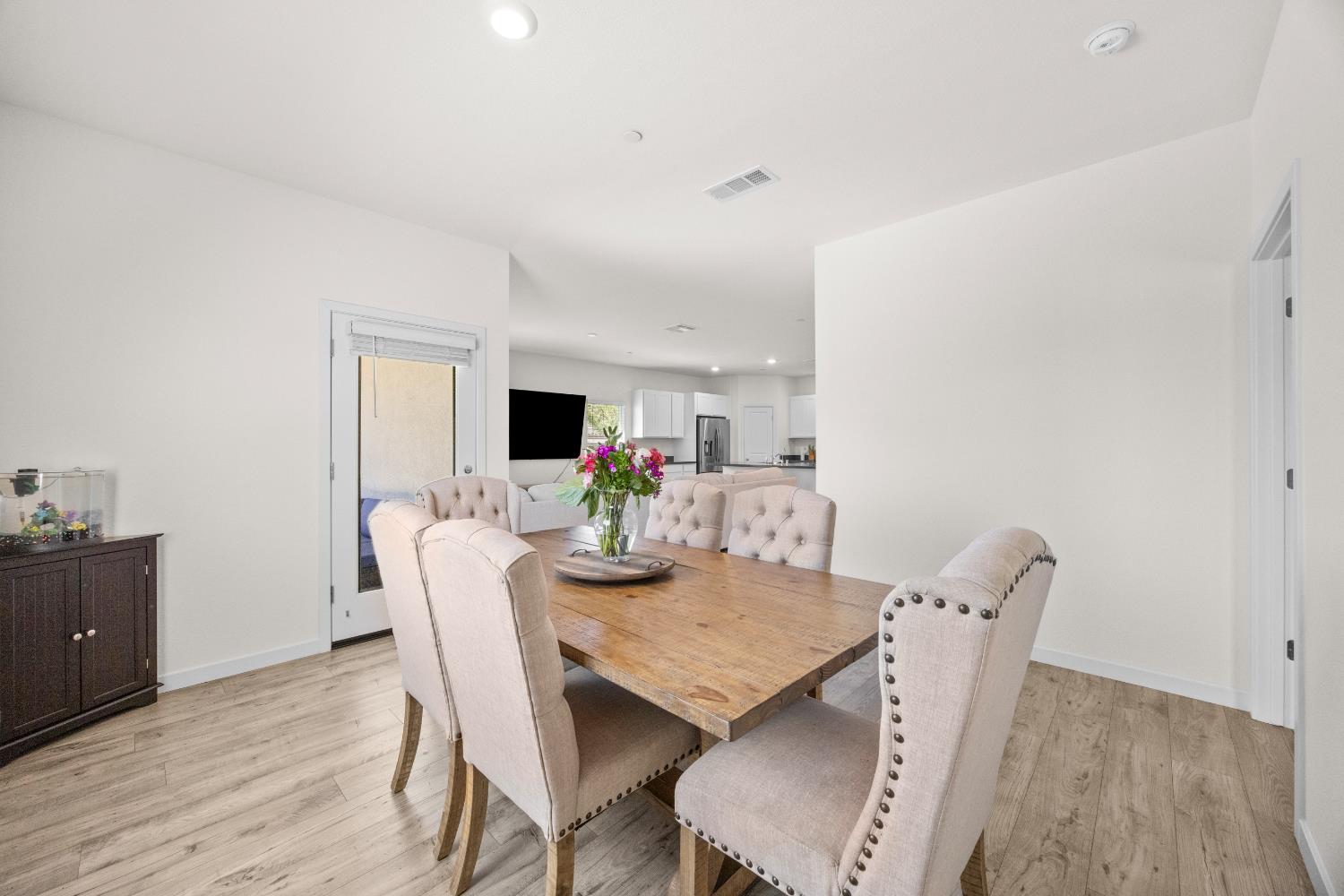 Tamarack Court, Olivehurst, California image 29