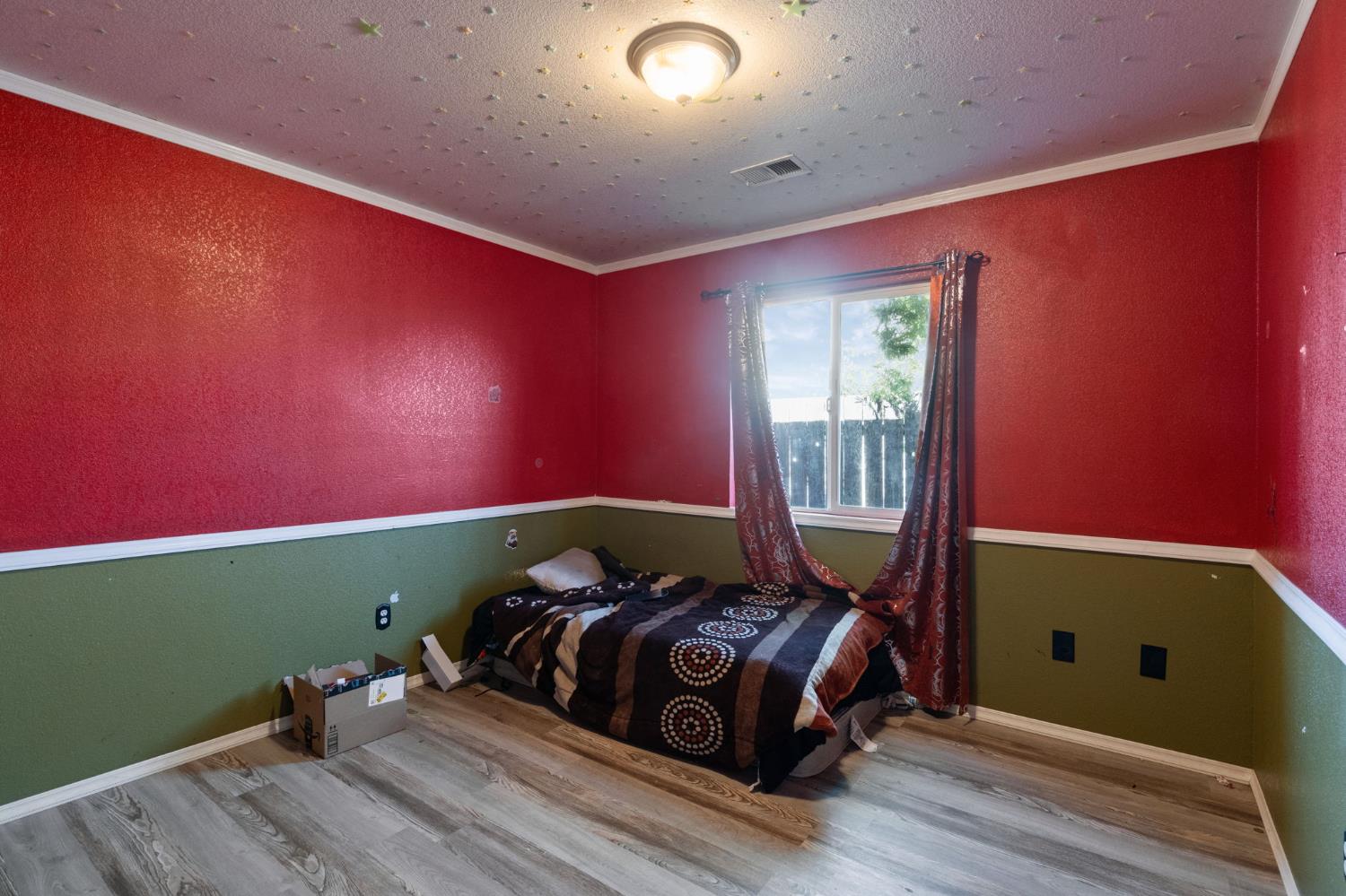 Detail Gallery Image 14 of 21 For 1451 Segovia Ct, Madera,  CA 93638 - 4 Beds | 2 Baths