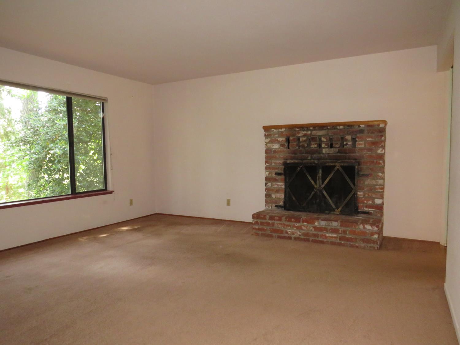 Detail Gallery Image 12 of 52 For 465 Alpine Dr, Colfax,  CA 95713 - 3 Beds | 1/1 Baths
