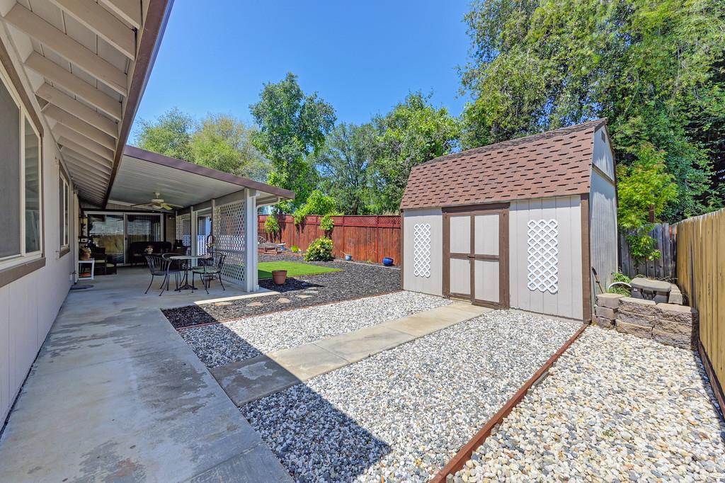 Detail Gallery Image 47 of 58 For 8725 Pathfinder Ct, Orangevale,  CA 95662 - 5 Beds | 3 Baths