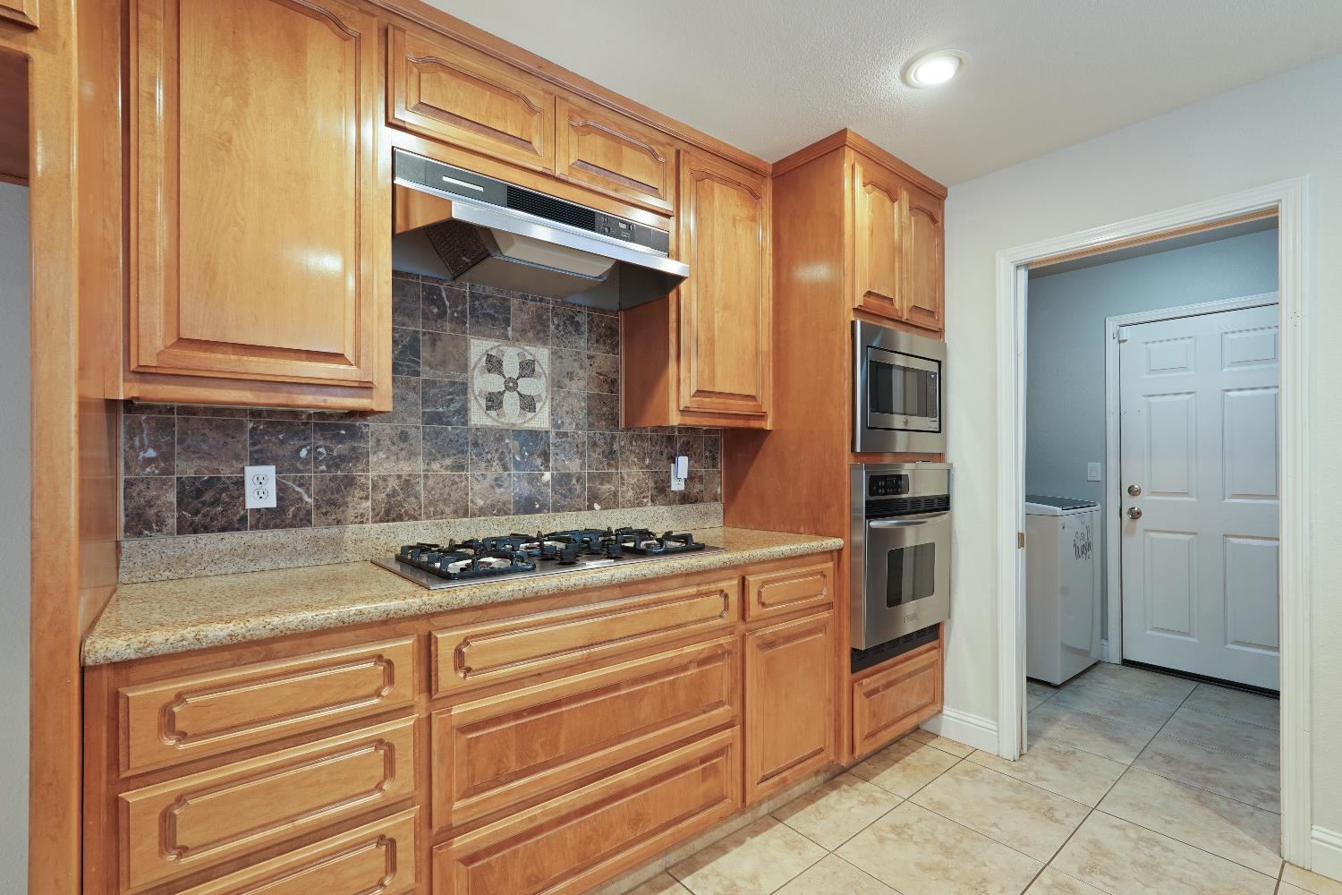 Detail Gallery Image 15 of 40 For 8760 Greer Way, Valley Springs,  CA 95252 - 3 Beds | 2 Baths