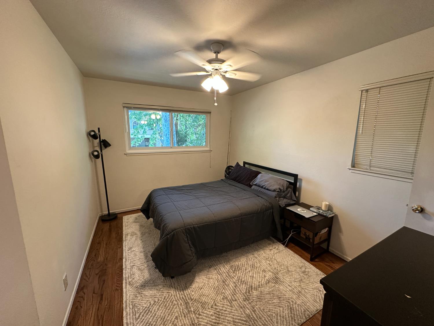 Detail Gallery Image 42 of 70 For 2124 H St, Sacramento,  CA 95816 - – Beds | – Baths