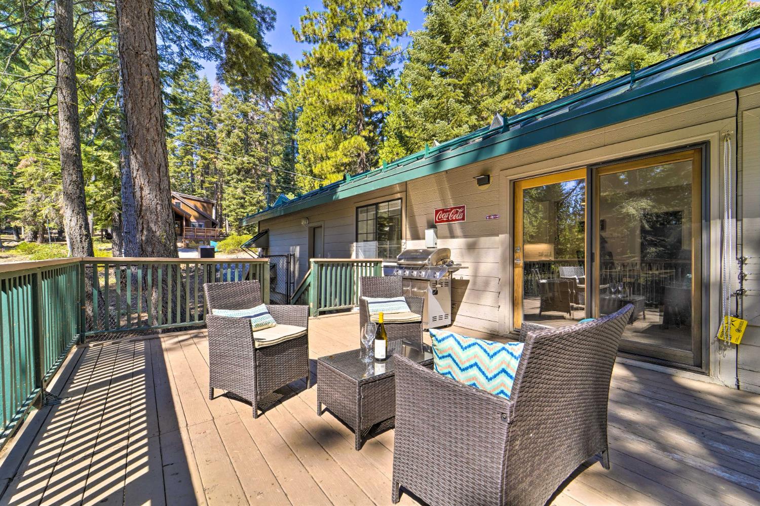 Detail Gallery Image 20 of 25 For 391 Tahoe Woods Blvd, Tahoe City,  CA 96145 - 3 Beds | 2 Baths