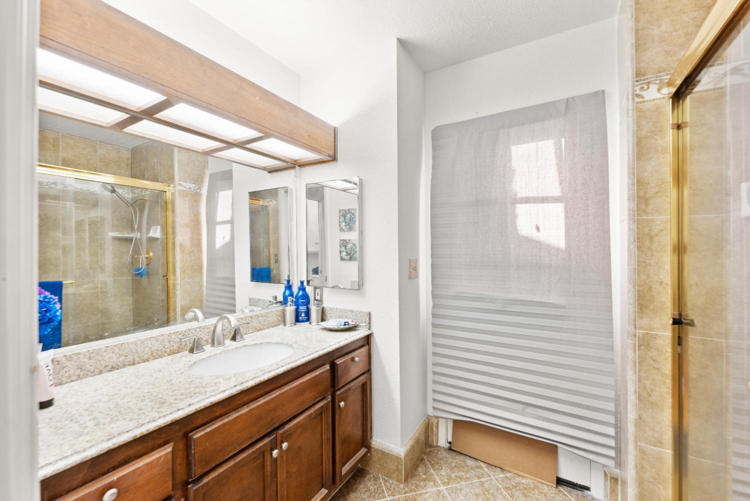 Detail Gallery Image 23 of 53 For 8193 Rose Vine Ln, Fair Oaks,  CA 95628 - 2 Beds | 2 Baths
