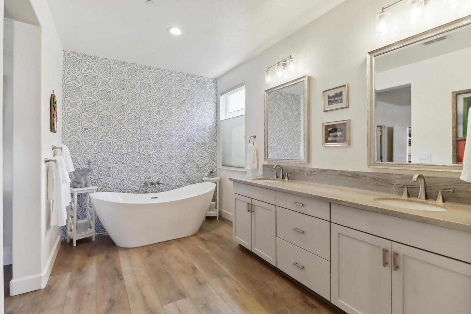 Detail Gallery Image 36 of 53 For 2024 Miekle Ave, Woodland,  CA 95776 - 3 Beds | 2/1 Baths