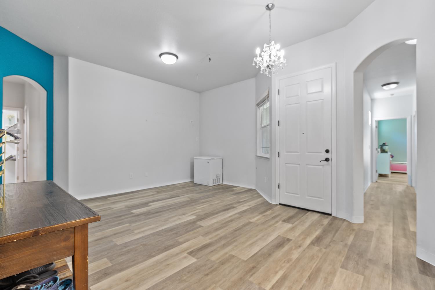 Detail Gallery Image 5 of 36 For 1795 Sea Side Ct, Plumas Lake,  CA 95961 - 4 Beds | 2 Baths