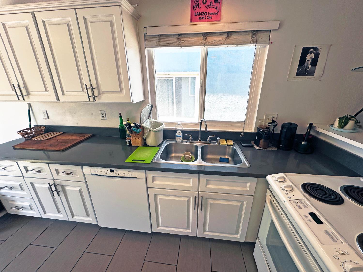 Detail Gallery Image 30 of 43 For 2525 N St, Sacramento,  CA 95816 - – Beds | – Baths