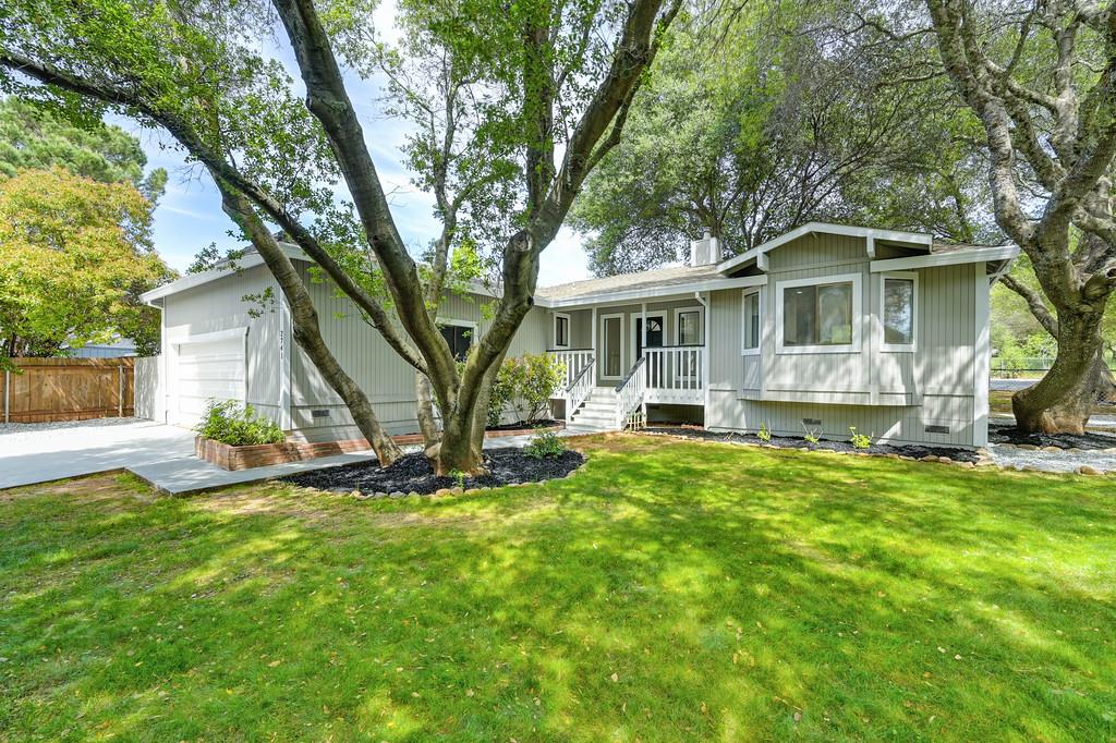 La Crescenta Drive, Cameron Park, California image 2
