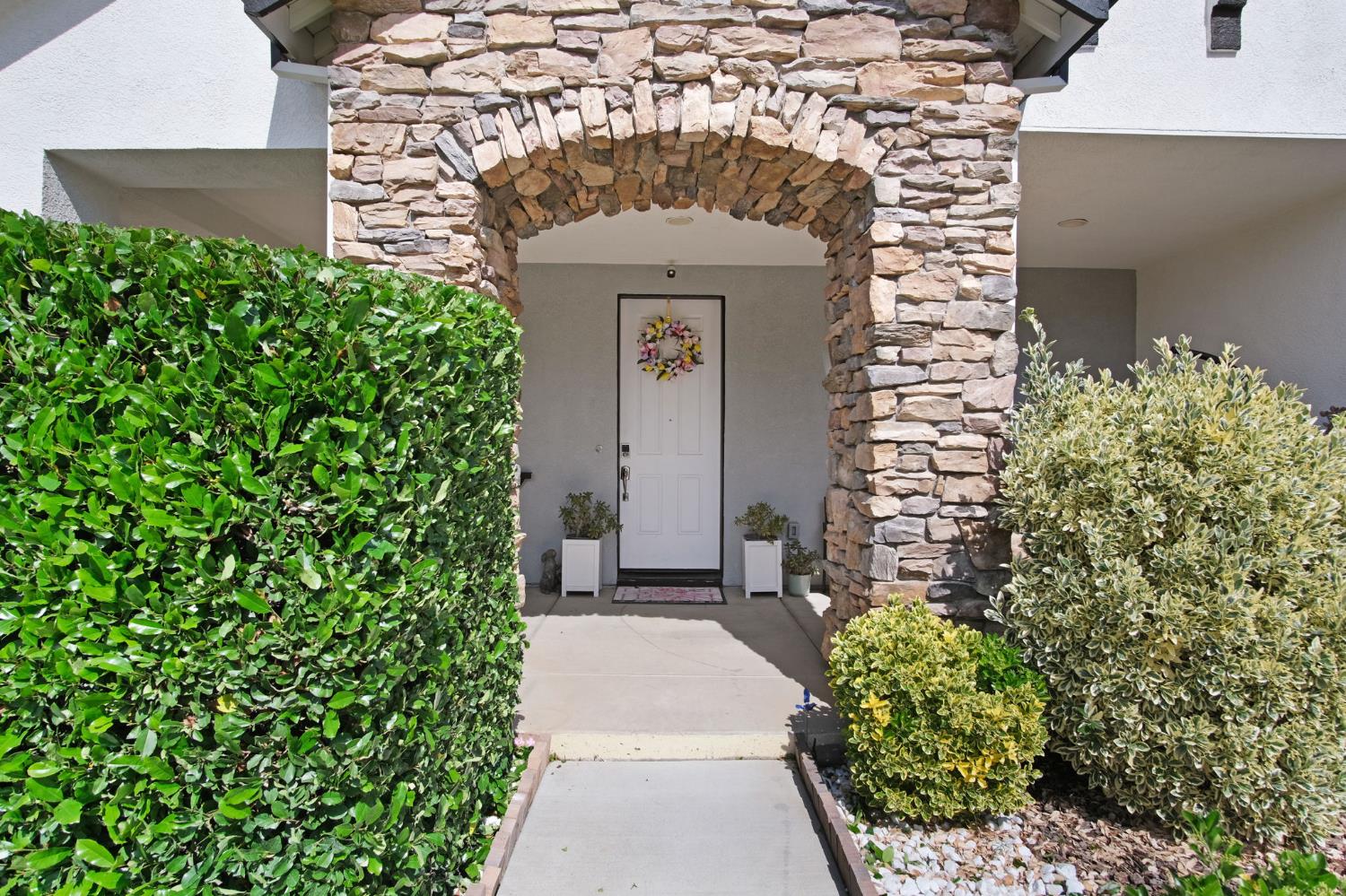 Detail Gallery Image 4 of 47 For 4885 Dandelion Loop, Tracy,  CA 95377 - 4 Beds | 2/1 Baths