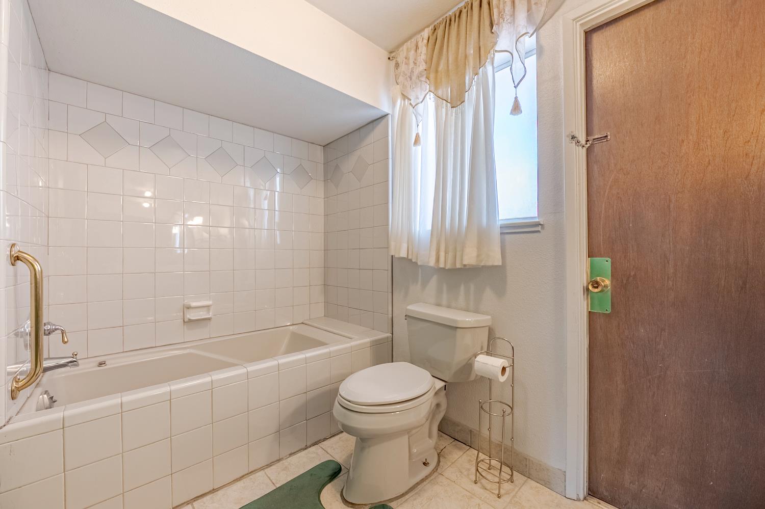 Detail Gallery Image 22 of 37 For 3557 M, Merced,  CA 95348 - 3 Beds | 2 Baths