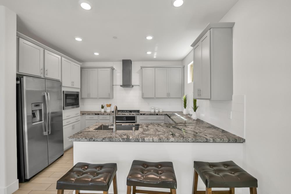 Detail Gallery Image 9 of 47 For 8836 Solo Way, Elk Grove,  CA 95757 - 3 Beds | 2/1 Baths