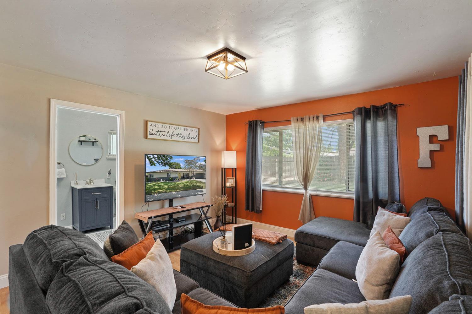 Detail Gallery Image 17 of 34 For 217 E Mayfair Ave, Stockton,  CA 95207 - 3 Beds | 2 Baths