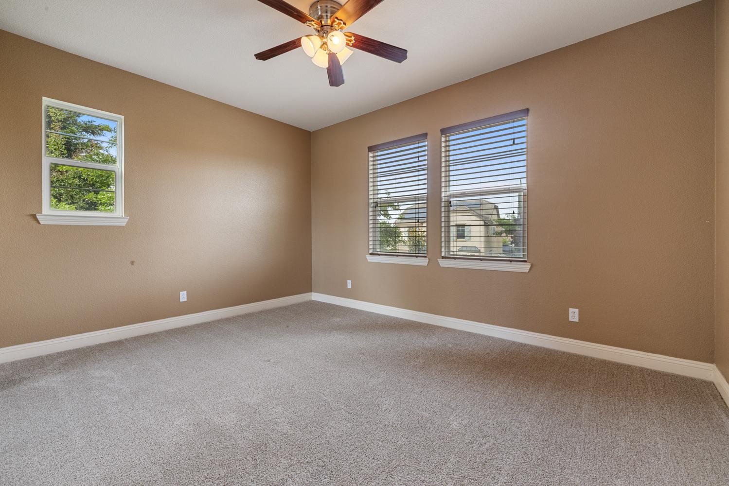 Detail Gallery Image 49 of 76 For 1734 Bandoni Ln, Manteca,  CA 95337 - 4 Beds | 3/1 Baths