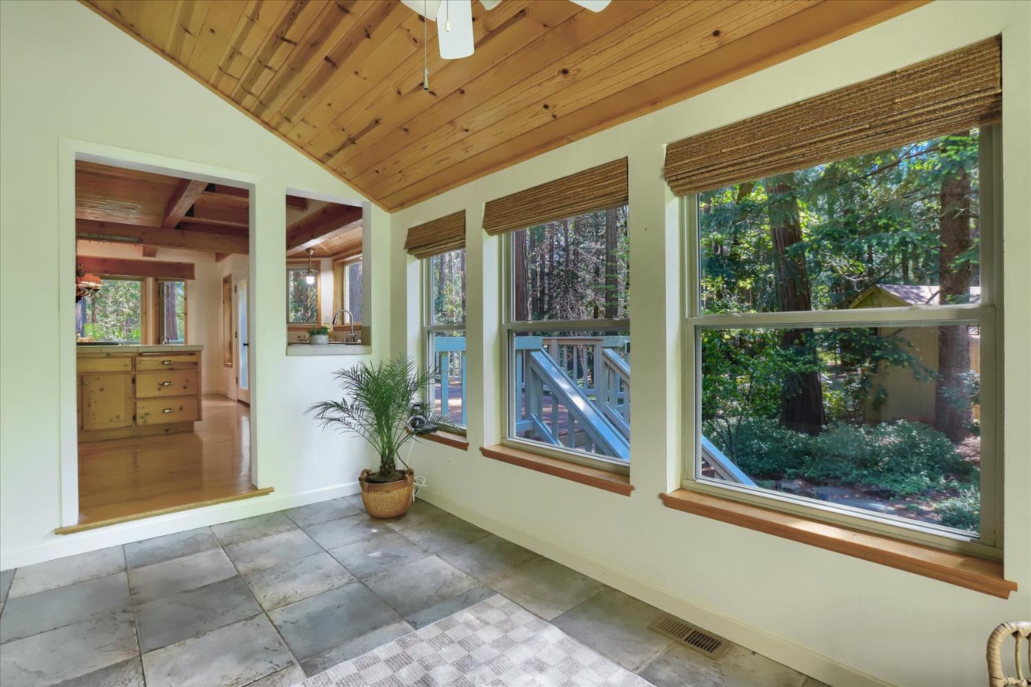 Detail Gallery Image 16 of 76 For 16800 Sun Bloom Way, Nevada City,  CA 95959 - 4 Beds | 3 Baths
