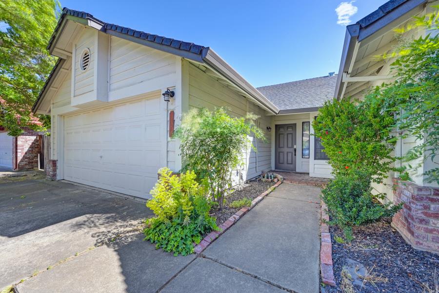 River Mist Way, Rancho Cordova, California image 2