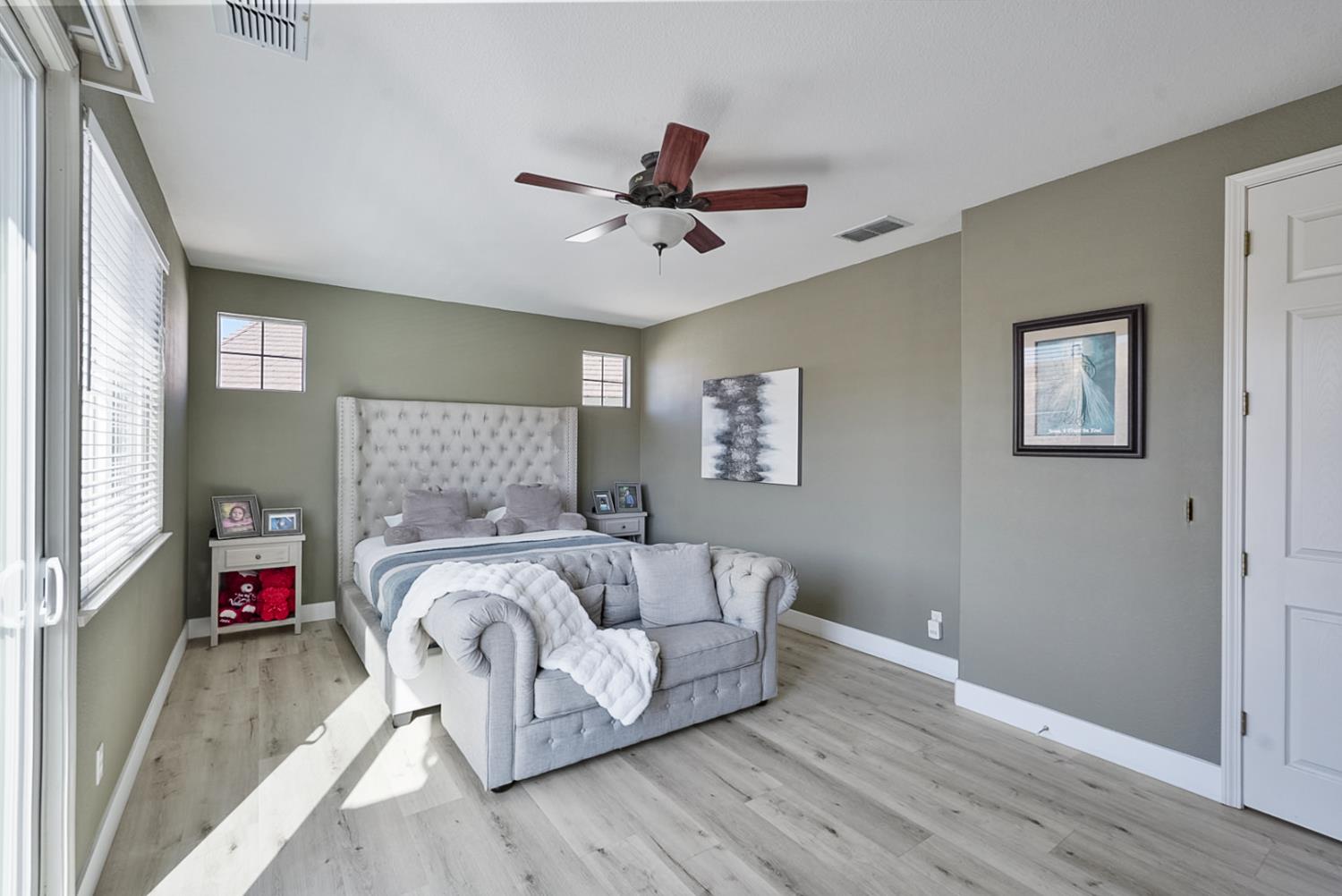 Detail Gallery Image 13 of 29 For 9505 Sarazen Ct, Patterson,  CA 95363 - 3 Beds | 3 Baths