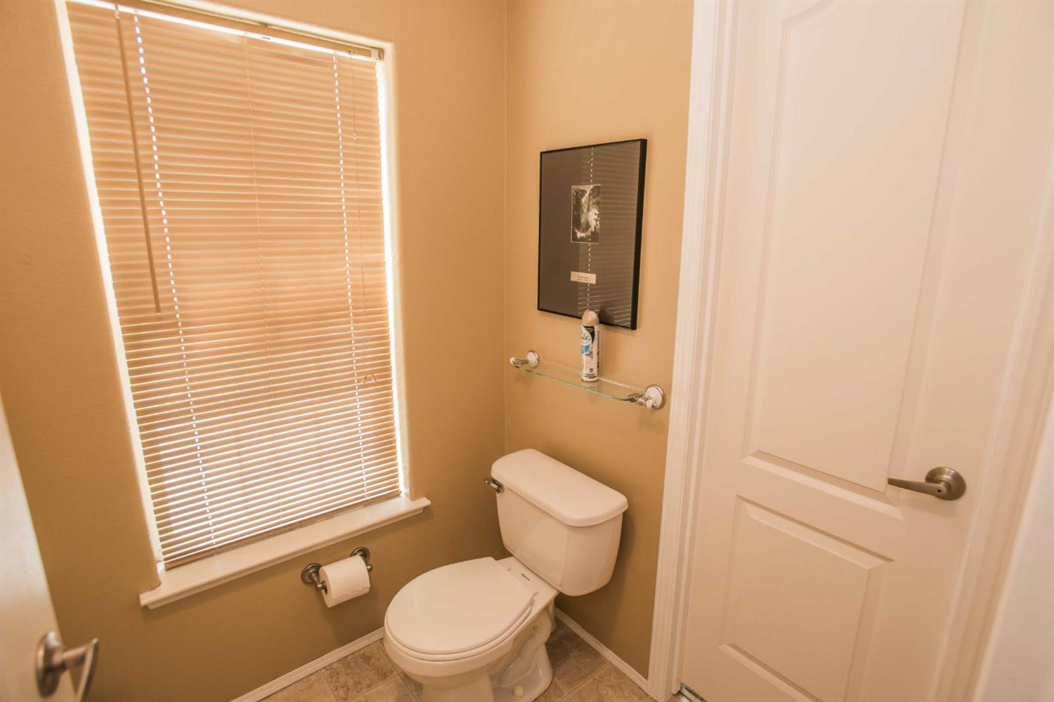 Detail Gallery Image 50 of 59 For 6946 27th St, Sacramento,  CA 95822 - 3 Beds | 2 Baths