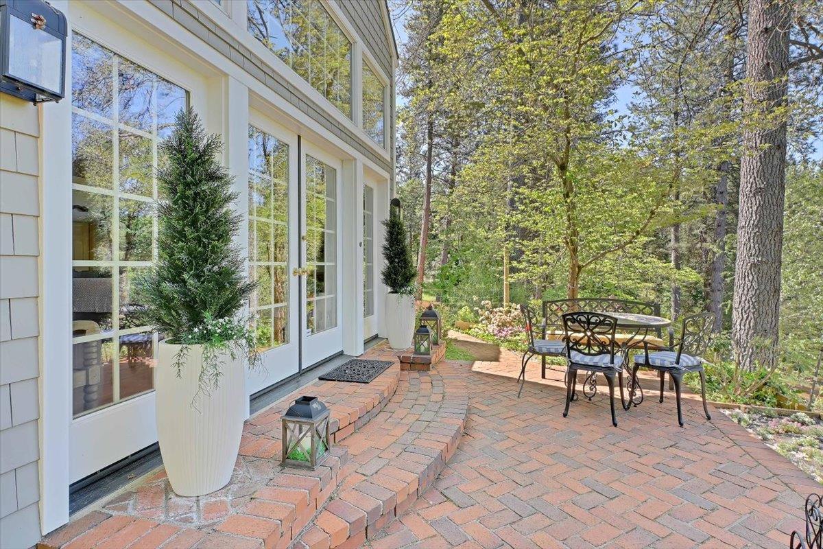 Detail Gallery Image 6 of 77 For 14833 Quail Pointe Ln, Grass Valley,  CA 95945 - 3 Beds | 3/1 Baths