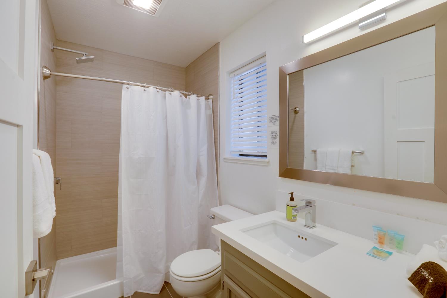 Detail Gallery Image 13 of 25 For 391 Tahoe Woods Blvd, Tahoe City,  CA 96145 - 3 Beds | 2 Baths
