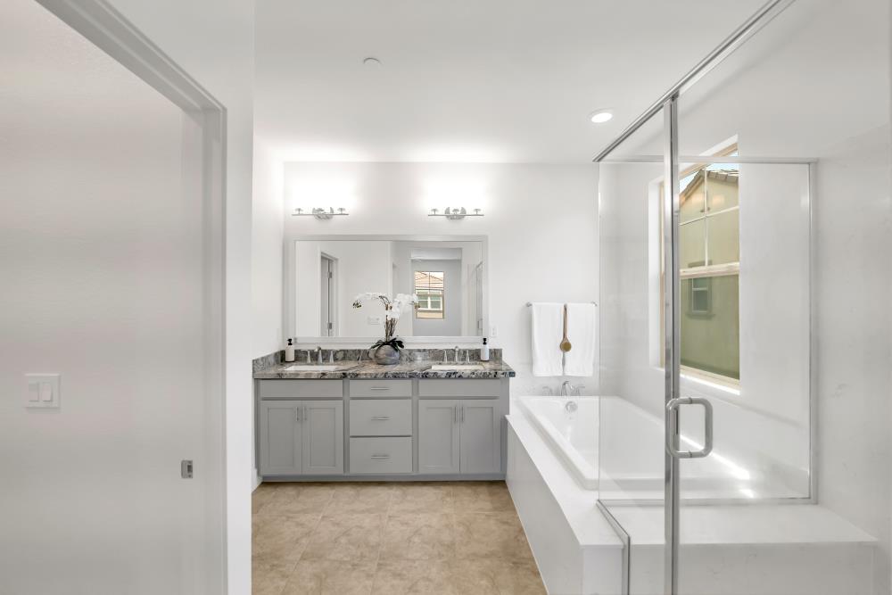 Detail Gallery Image 31 of 47 For 8836 Solo Way, Elk Grove,  CA 95757 - 3 Beds | 2/1 Baths