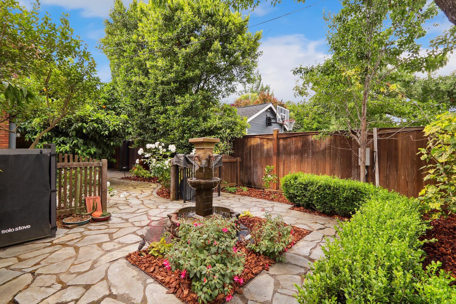 Detail Gallery Image 56 of 62 For 2665 Donner Way, Sacramento,  CA 95818 - 4 Beds | 3 Baths