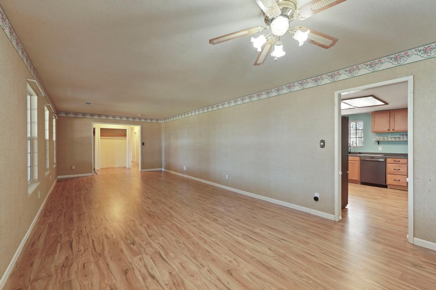 Detail Gallery Image 15 of 59 For 8099 Savage Way, Valley Springs,  CA 95252 - 3 Beds | 2 Baths