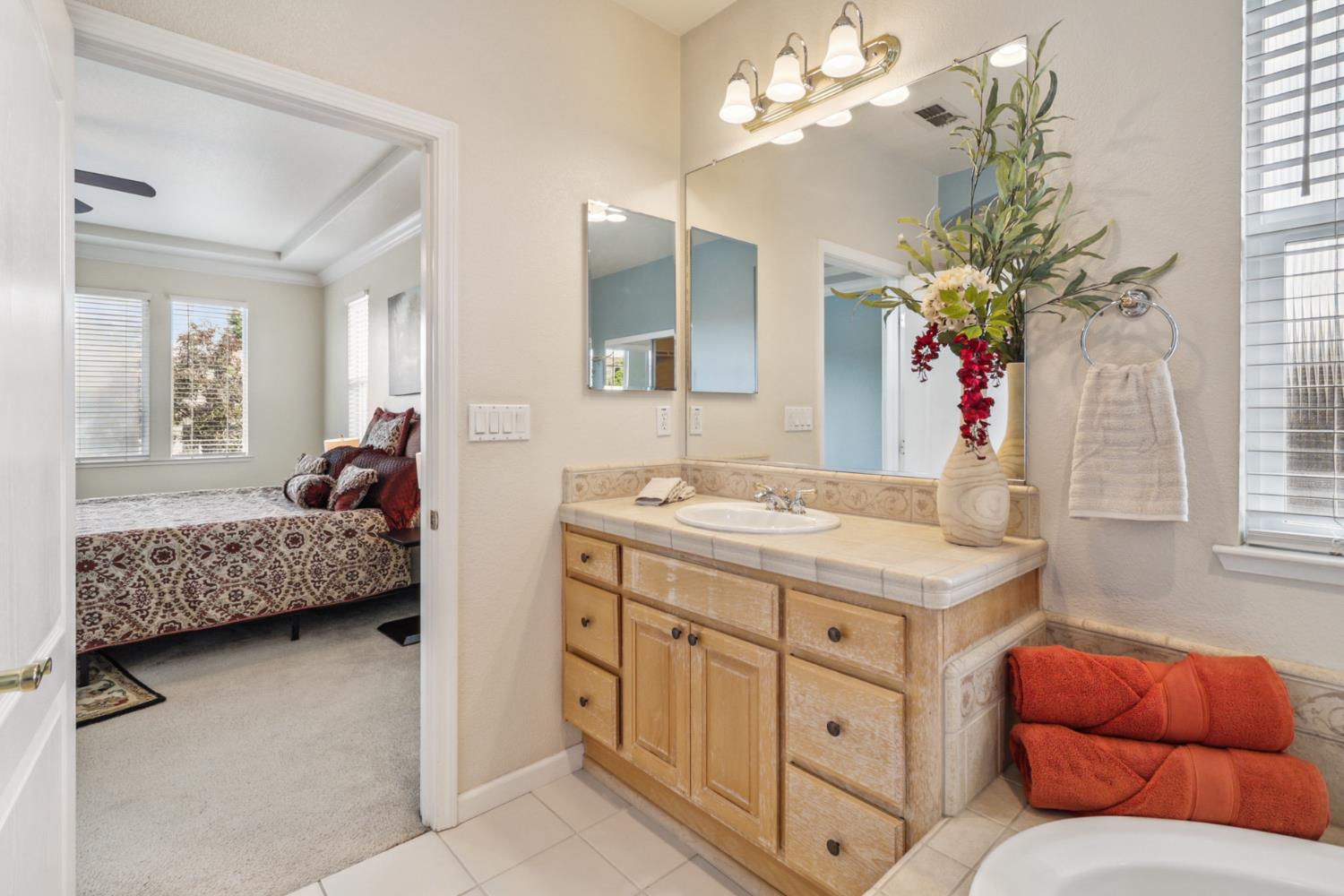 Detail Gallery Image 44 of 67 For 2039 Petruchio Way, Roseville,  CA 95661 - 4 Beds | 3 Baths
