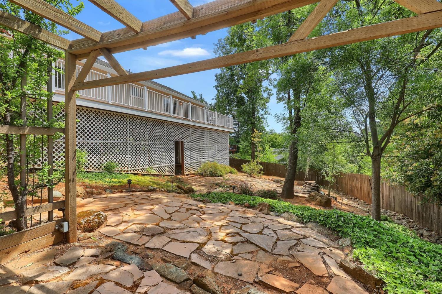 Detail Gallery Image 45 of 64 For 113 Holbrooke Way, Grass Valley,  CA 95945 - 2 Beds | 2 Baths