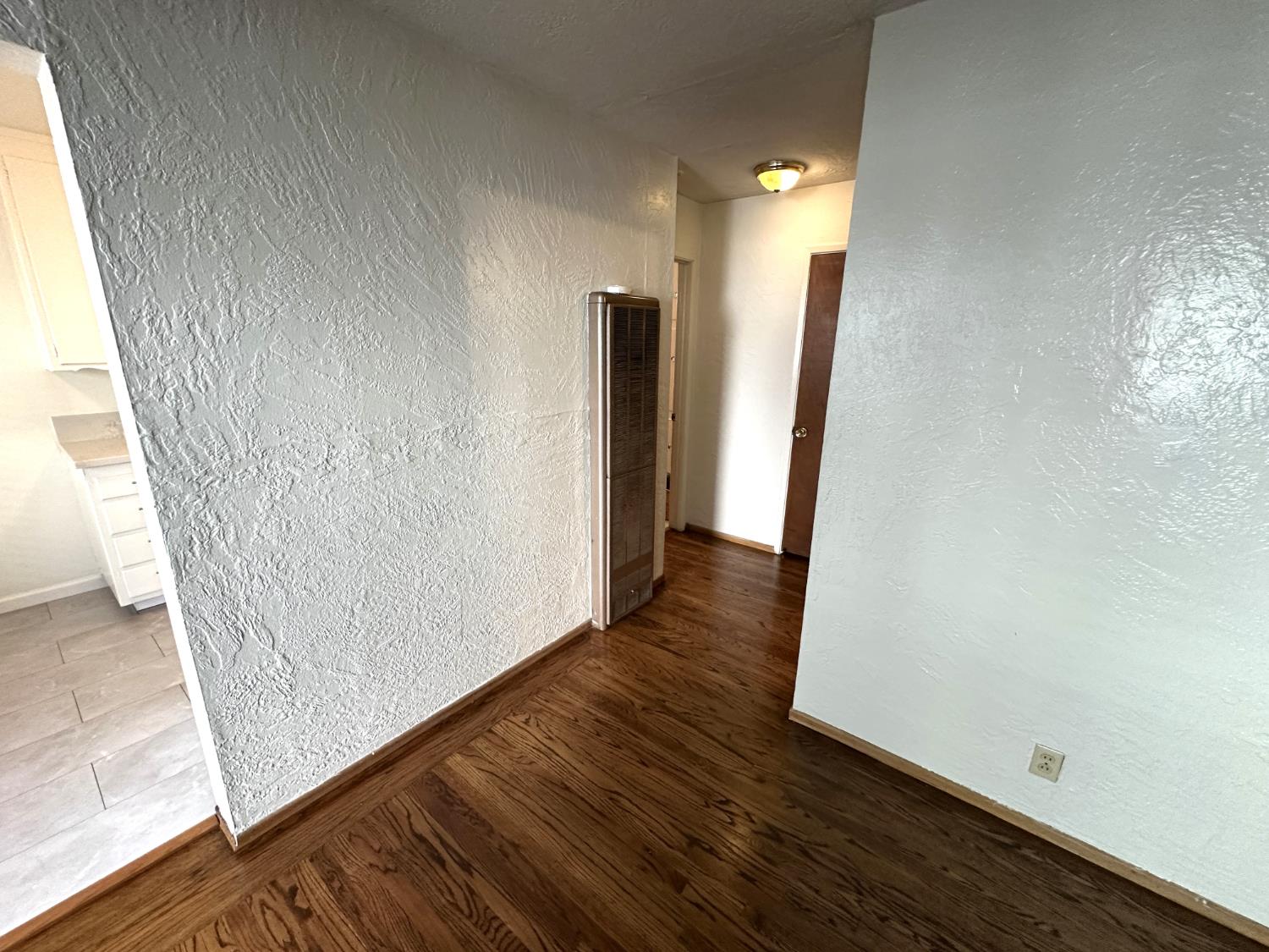 Detail Gallery Image 24 of 70 For 2124 H St, Sacramento,  CA 95816 - – Beds | – Baths
