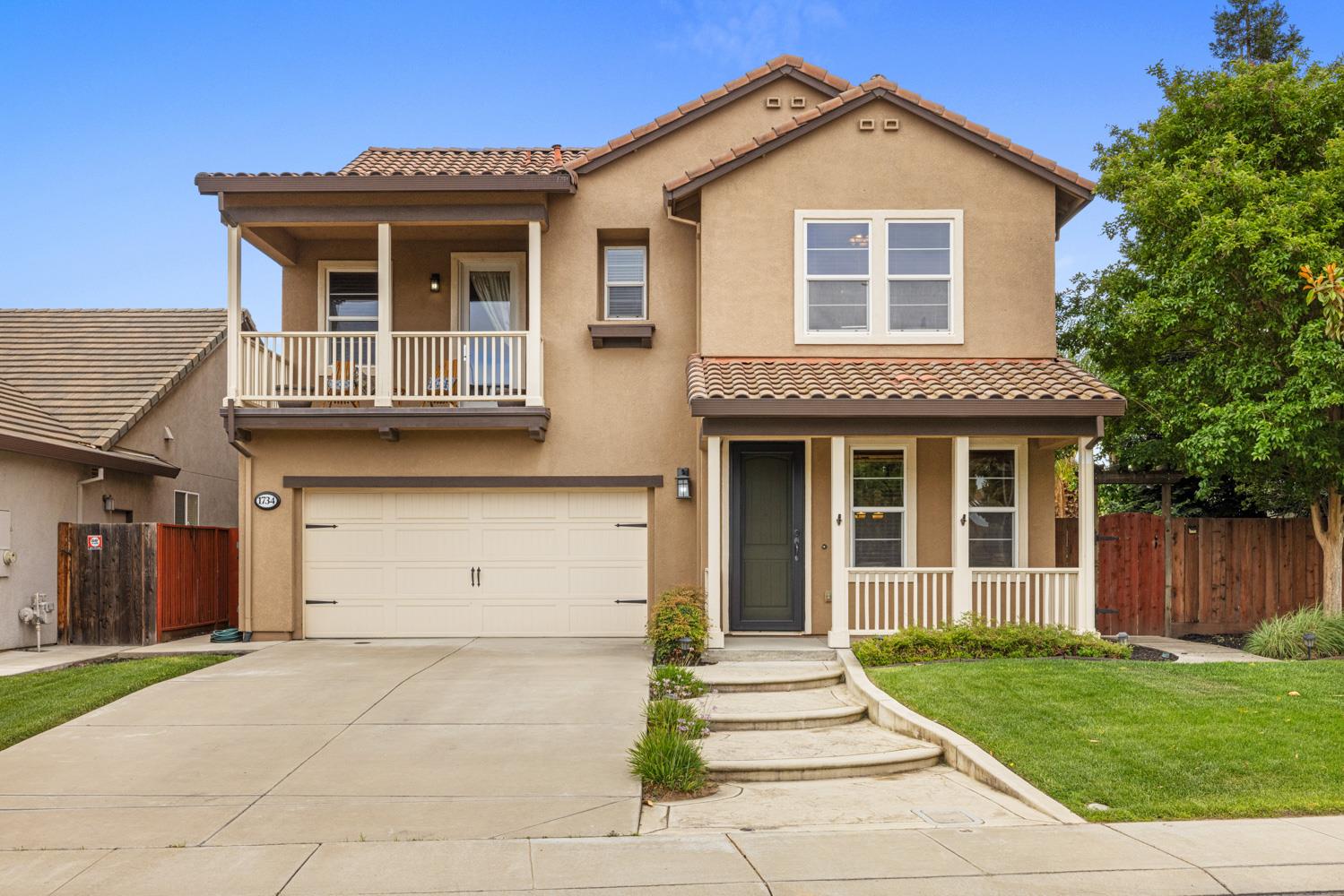 Detail Gallery Image 1 of 76 For 1734 Bandoni Ln, Manteca,  CA 95337 - 4 Beds | 3/1 Baths