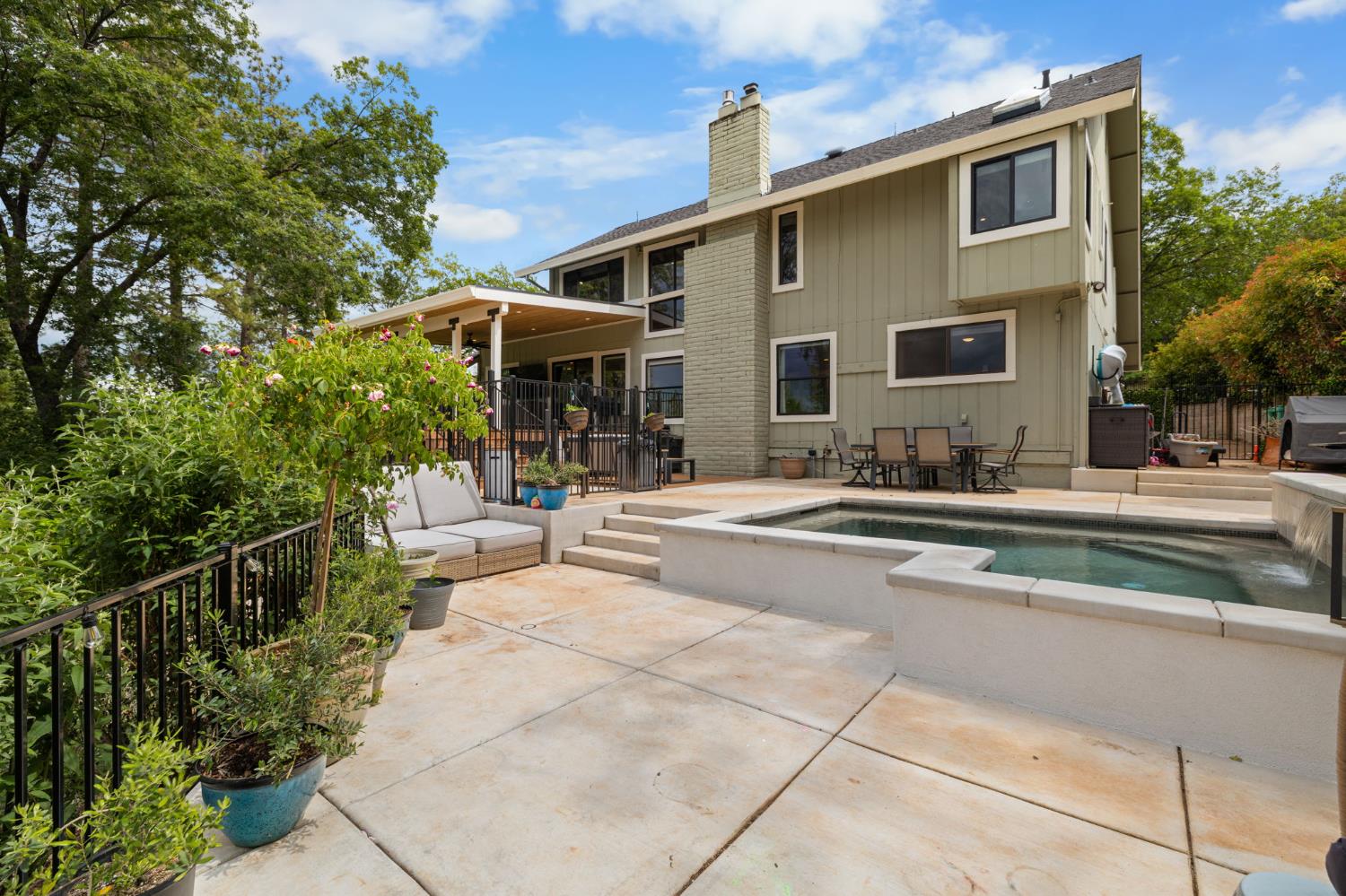 Detail Gallery Image 65 of 90 For 3379 Paloran Ct, Shingle Springs,  CA 95682 - 4 Beds | 3 Baths