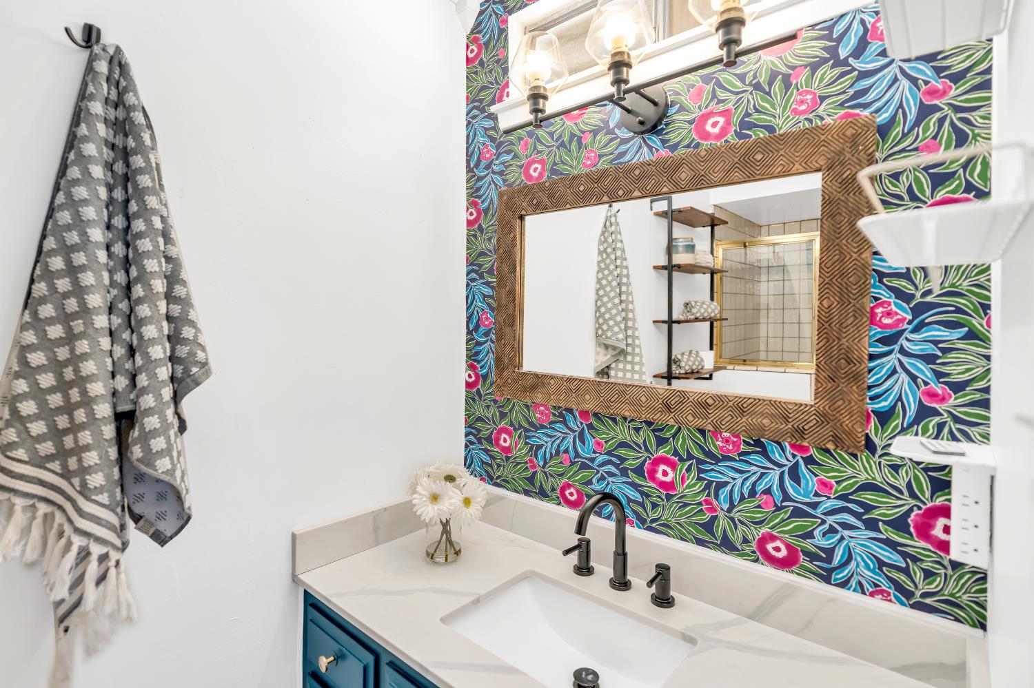 Detail Gallery Image 37 of 48 For 90 Parklite Cir, Sacramento,  CA 95831 - 4 Beds | 2/1 Baths
