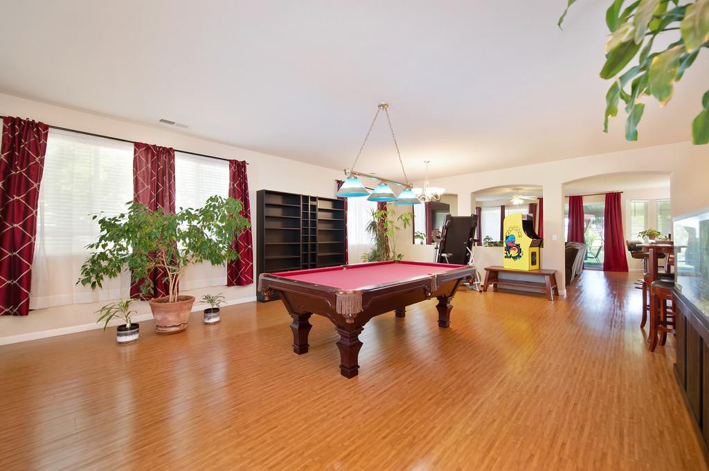 Detail Gallery Image 7 of 42 For 1437 Freeman Ct, Plumas Lake,  CA 95961 - 3 Beds | 2 Baths