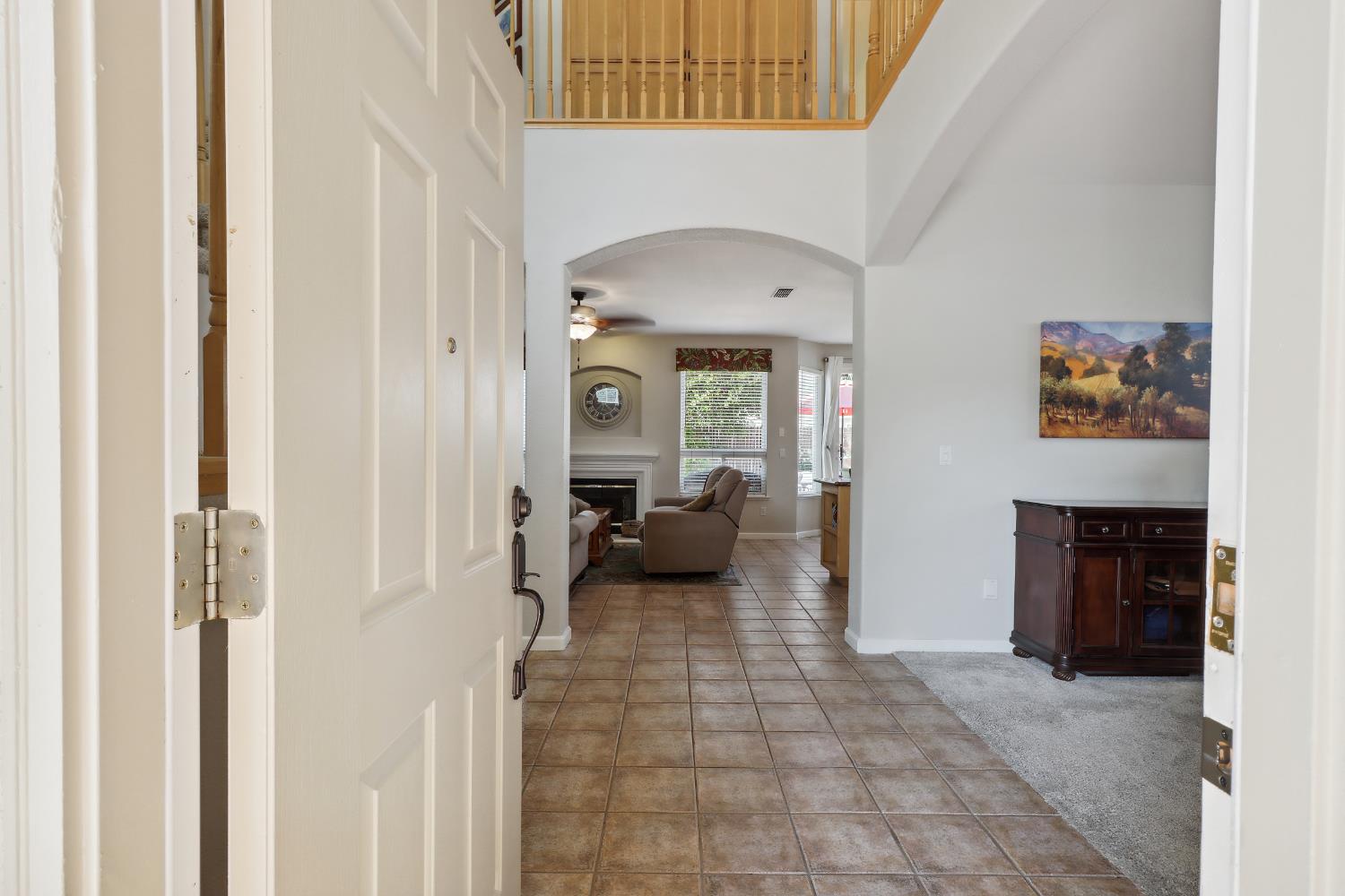 Detail Gallery Image 6 of 72 For 2049 Riggs Ave, Sacramento,  CA 95835 - 5 Beds | 3 Baths