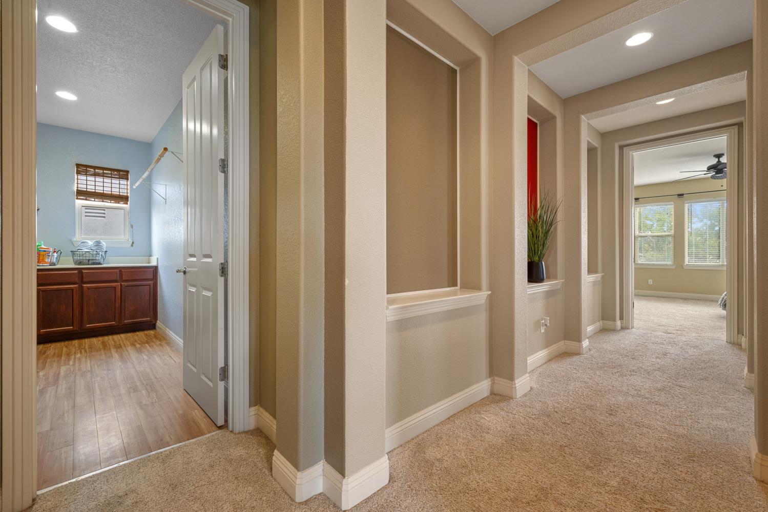 Detail Gallery Image 31 of 76 For 1734 Bandoni Ln, Manteca,  CA 95337 - 4 Beds | 3/1 Baths