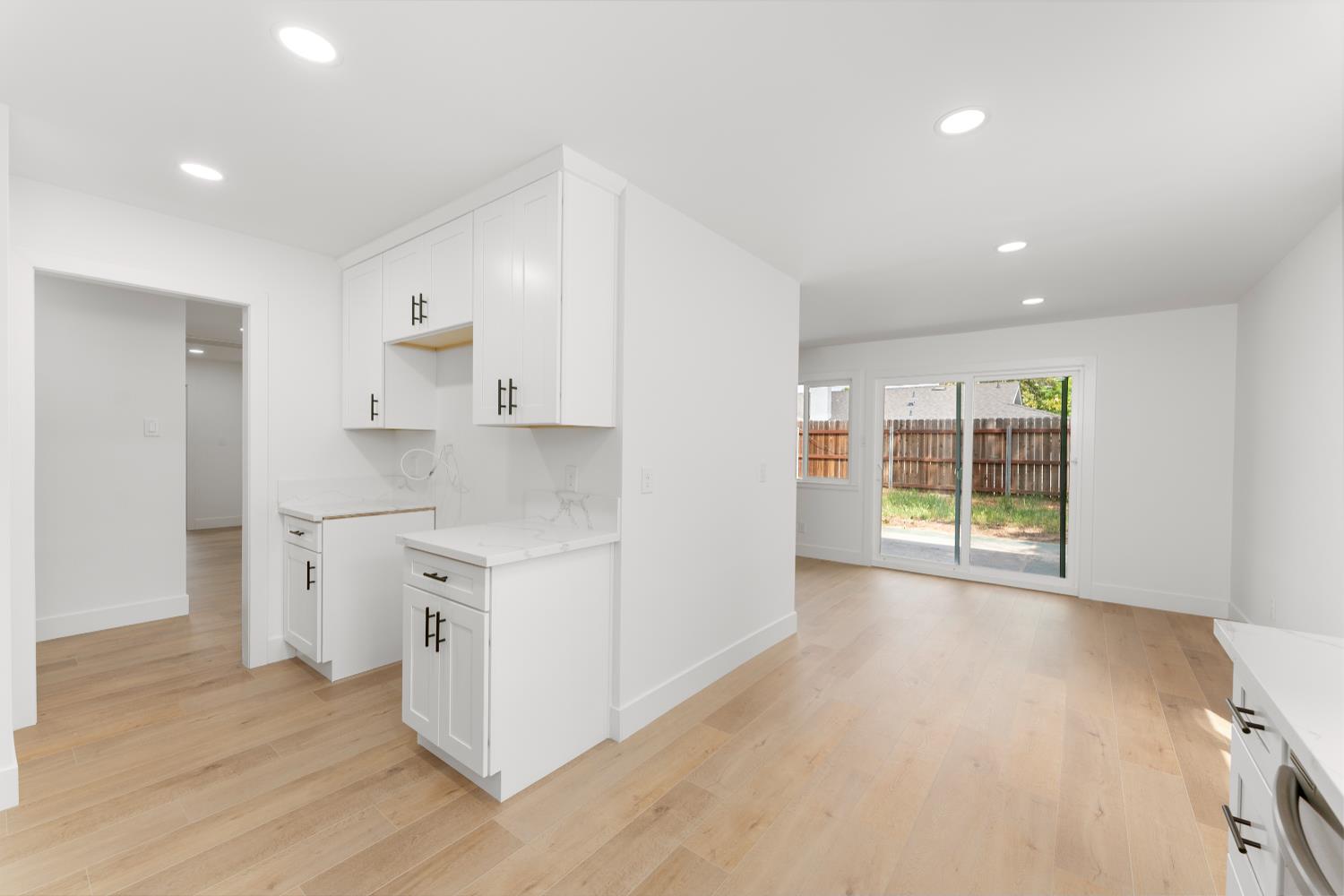 Detail Gallery Image 20 of 49 For 6716 Superior, North Highlands,  CA 95660 - 3 Beds | 2 Baths