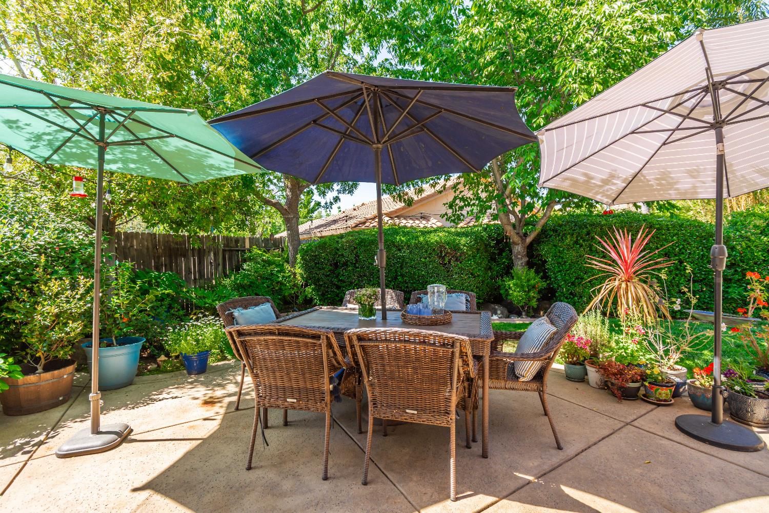 Detail Gallery Image 36 of 48 For 320 Leckenby Way, Folsom,  CA 95630 - 3 Beds | 2 Baths