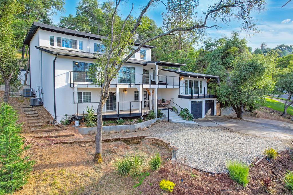 Detail Gallery Image 5 of 99 For 592 Torero Way, El Dorado Hills,  CA 95762 - 5 Beds | 4 Baths