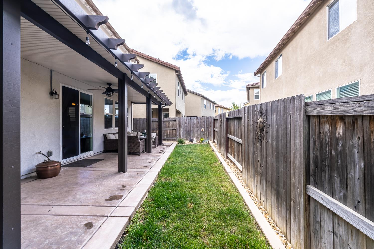 Detail Gallery Image 52 of 52 For 5271 Cloud Crest Way, Sacramento,  CA 95835 - 3 Beds | 2/1 Baths