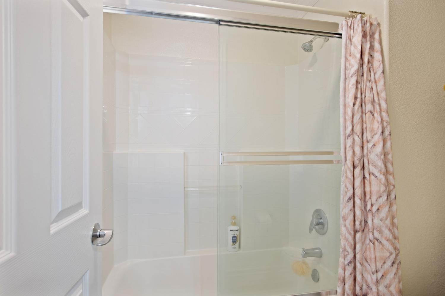 Detail Gallery Image 11 of 47 For 4885 Dandelion Loop, Tracy,  CA 95377 - 4 Beds | 2/1 Baths