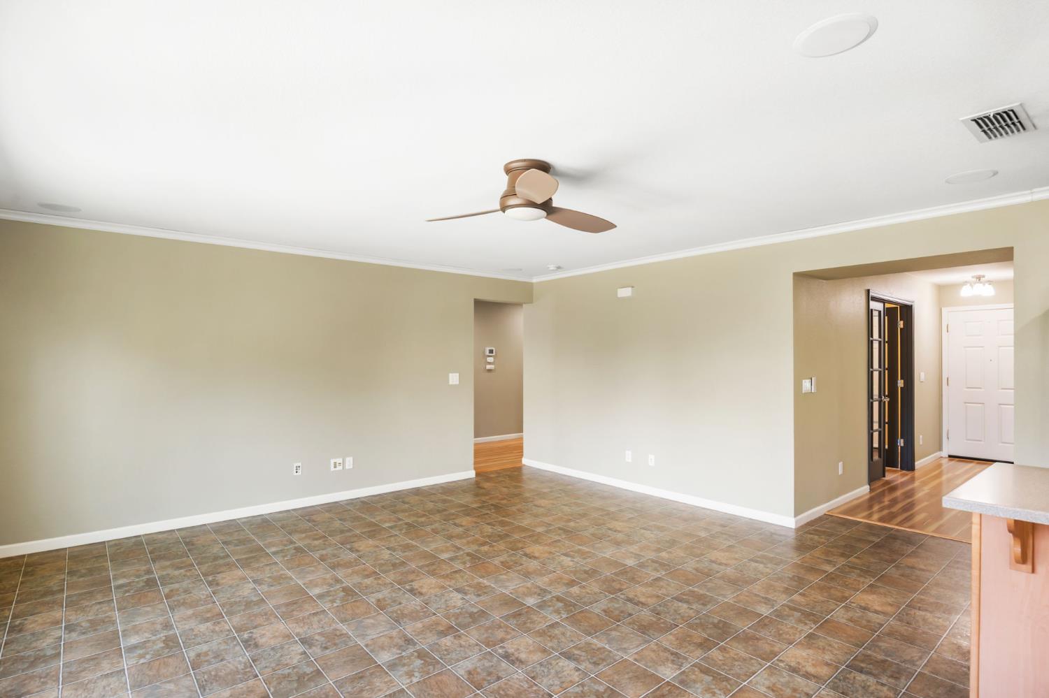 Barney Avenue, Olivehurst, California image 21