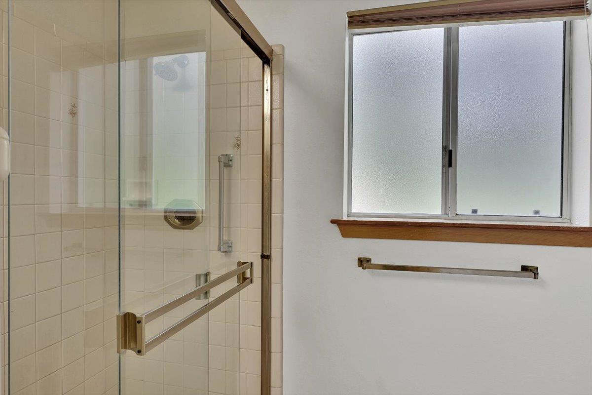 Detail Gallery Image 59 of 75 For 13901 Lake Wildwood Dr, Penn Valley,  CA 95946 - 3 Beds | 2 Baths
