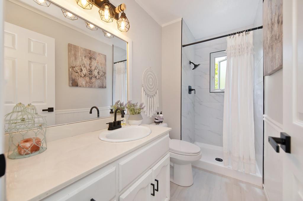 Detail Gallery Image 29 of 58 For 6895 Country Ct, Granite Bay,  CA 95746 - 4 Beds | 3 Baths