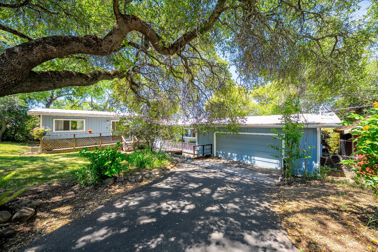 Detail Gallery Image 1 of 80 For 10100 Quail Hill Dr, Newcastle,  CA 95658 - 3 Beds | 2/1 Baths
